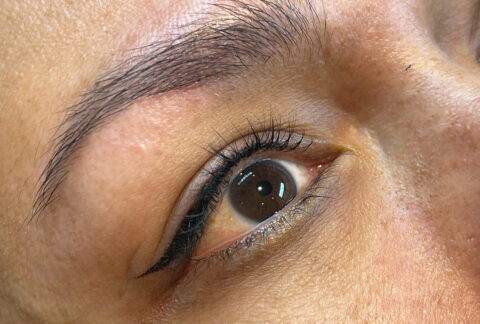 Semi-permanente eyeliner
